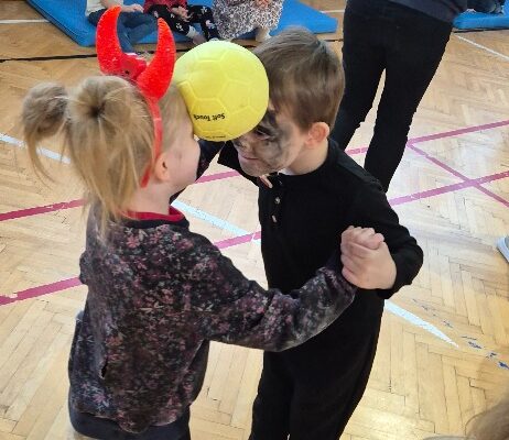 Mikuláš na 1. stupni - základní škola Žákovská