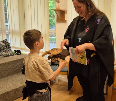 Pasování na čtenáře - základní škola Žákovská