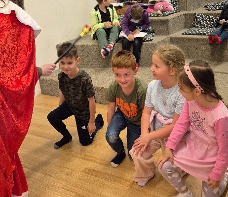 Pasování na čtenáře - základní škola Žákovská