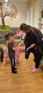 Pasování na čtenáře - základní škola Žákovská