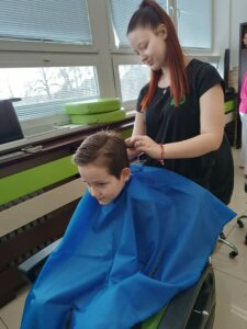 Exkurze do salonu Orion - základní škola Žákovská