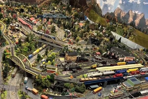 Letem , světem - kouzlo vláčků - základní škola Žákovská