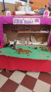 RECYKLOHRANÍ - základní škola Žákovská