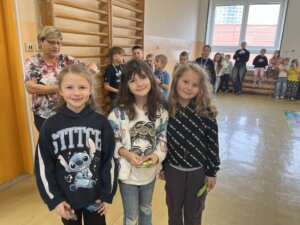 RECYKLOHRANÍ - základní škola Žákovská