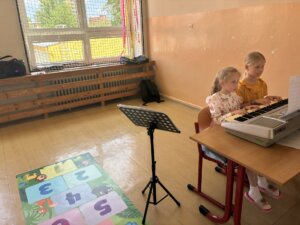 Přehlídka talentů školní družiny - základní škola Žákovská