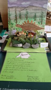 Výtvarná soutěž Dinosauři - základní škola Žákovská