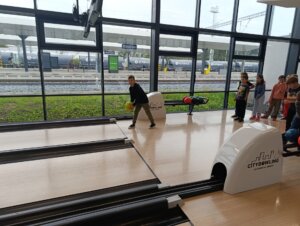 Bowling ten nás baví - základní škola Žákovská