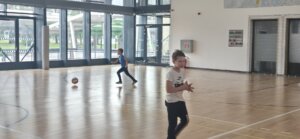 Bowling ten nás baví - základní škola Žákovská