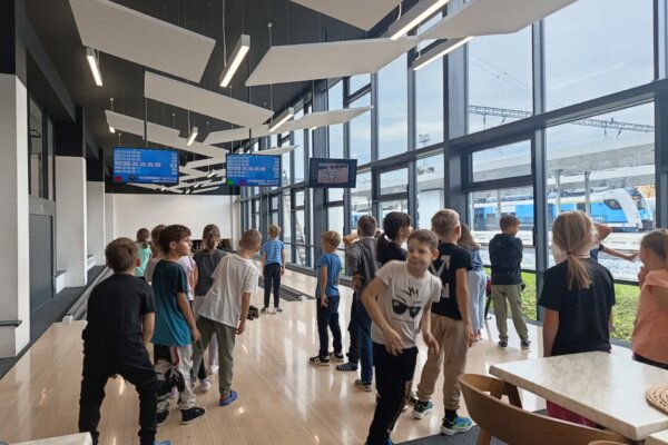 Bowling ten nás baví - základní škola Žákovská