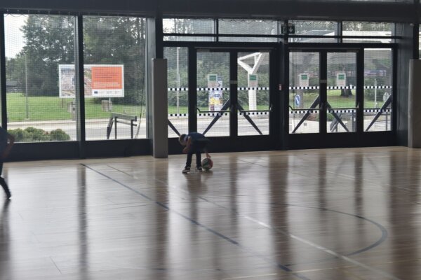 Bowling ten nás baví - základní škola Žákovská