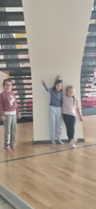 Bowling ten nás baví - základní škola Žákovská