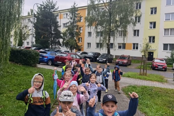Bowling ten nás baví - základní škola Žákovská