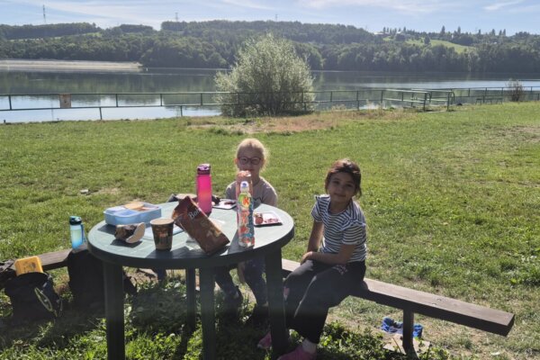 Párky, buřty, hořčice - základní škola Žákovská