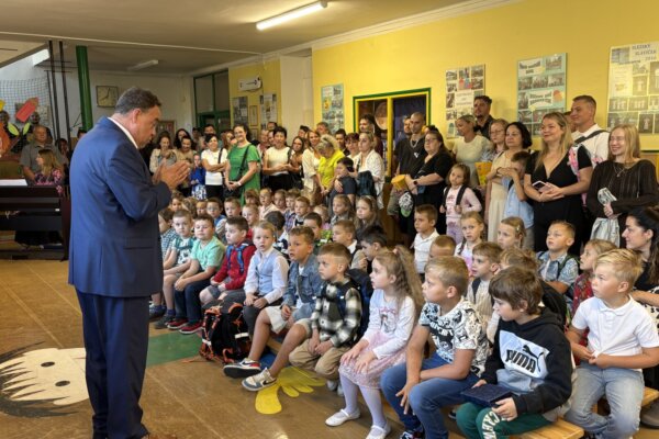 Školní rok 2026/2027 zahájen - základní škola Žákovská