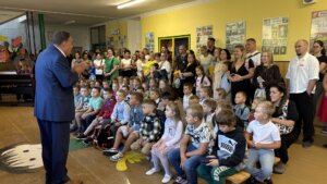 Školní rok 2026/2027 zahájen - základní škola Žákovská