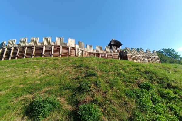 Školní výlet IV.B Archeopark Chotěbuz, 9.9.2026 - základní škola Žákovská