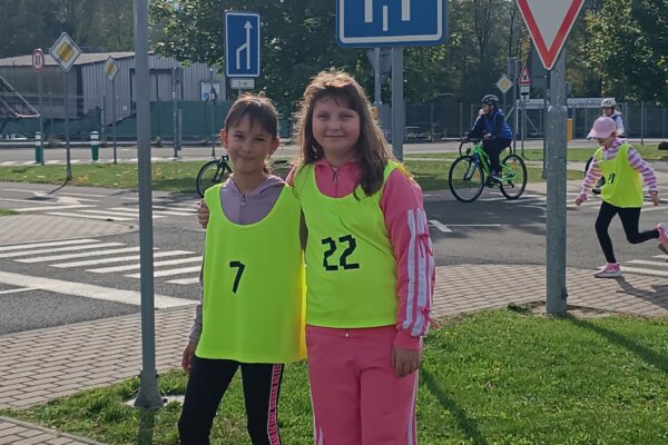 Dopravní hřiště - 4.B - základní škola Žákovská
