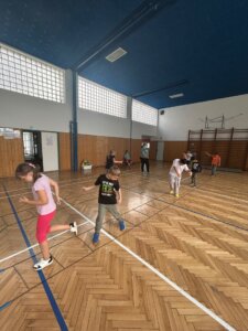 Horolezci, horolezkyně, horolezčata - základní škola Žákovská