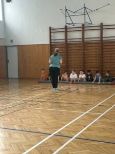 Horolezci, horolezkyně, horolezčata - základní škola Žákovská