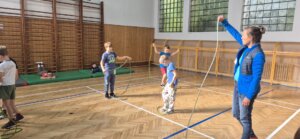 Horolezci, horolezkyně, horolezčata - základní škola Žákovská